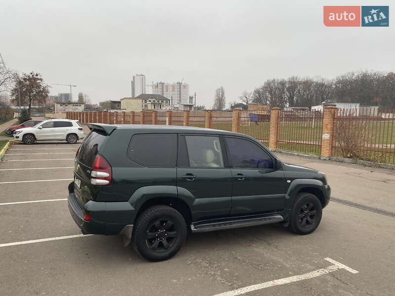 Внедорожник / Кроссовер Toyota Land Cruiser Prado 2006 в Киеве