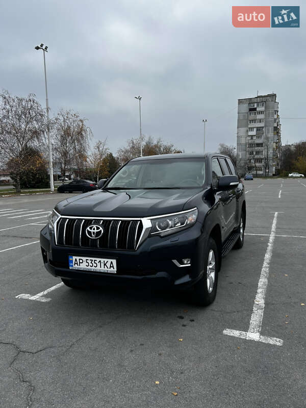 Внедорожник / Кроссовер Toyota Land Cruiser Prado 2018 в Запорожье