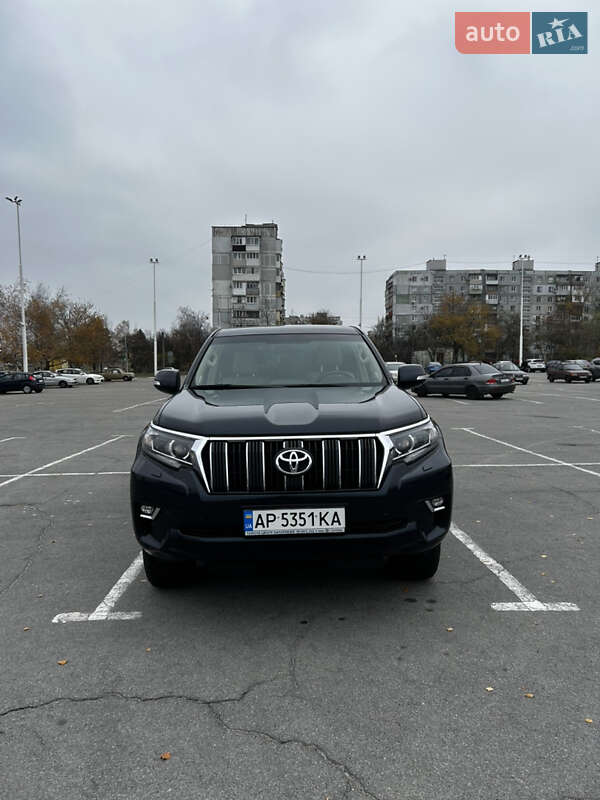 Внедорожник / Кроссовер Toyota Land Cruiser Prado 2018 в Запорожье