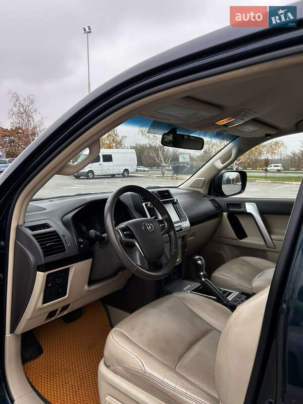 Внедорожник / Кроссовер Toyota Land Cruiser Prado 2018 в Запорожье