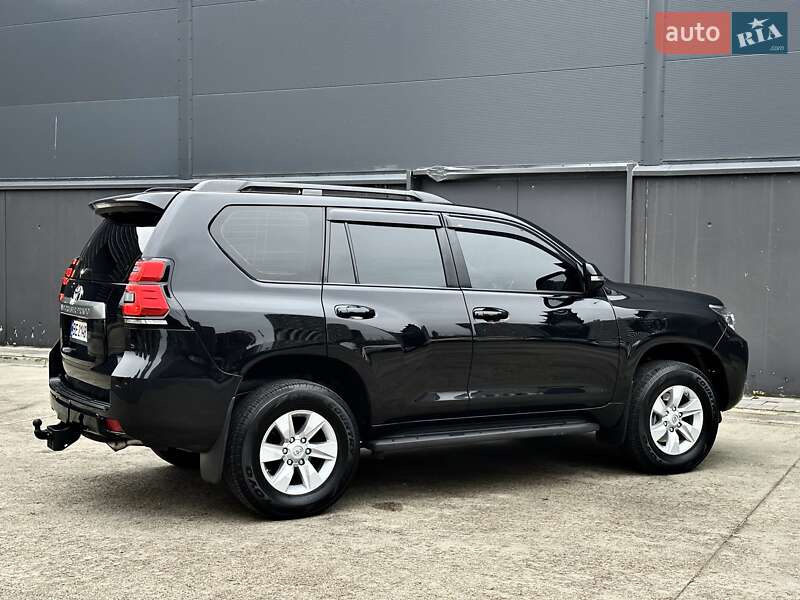 Внедорожник / Кроссовер Toyota Land Cruiser Prado 2019 в Киеве фото 27 Внедорожник / Кроссовер Toyota Land Cruiser Prado 2019 в Киеве