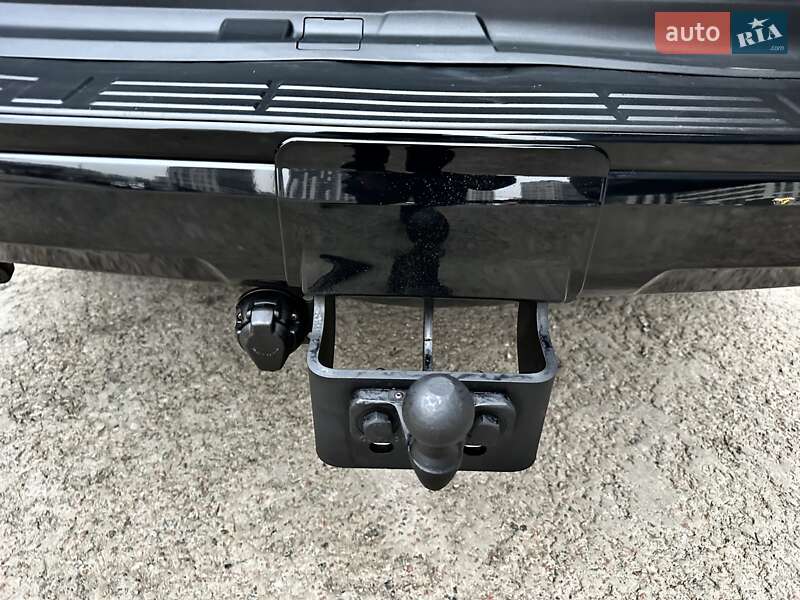 Внедорожник / Кроссовер Toyota Land Cruiser Prado 2019 в Киеве фото 66 Внедорожник / Кроссовер Toyota Land Cruiser Prado 2019 в Киеве