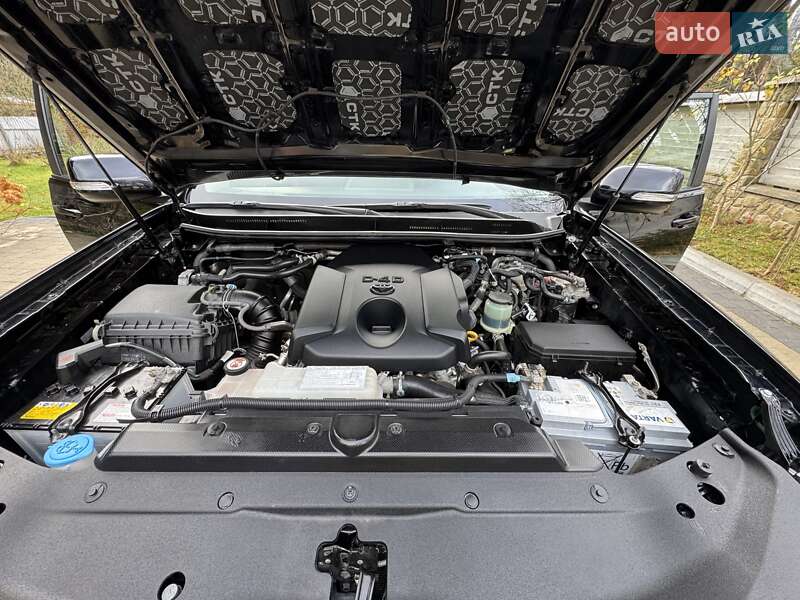 Внедорожник / Кроссовер Toyota Land Cruiser Prado 2020 в Яремче