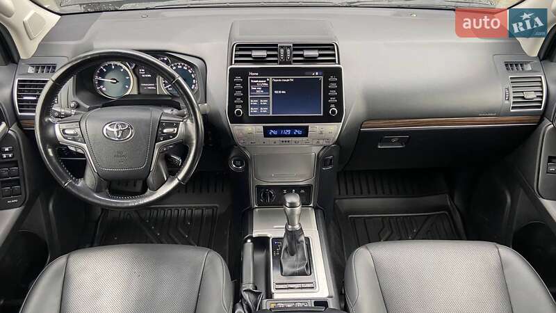 Внедорожник / Кроссовер Toyota Land Cruiser Prado 2023 в Хмельницком