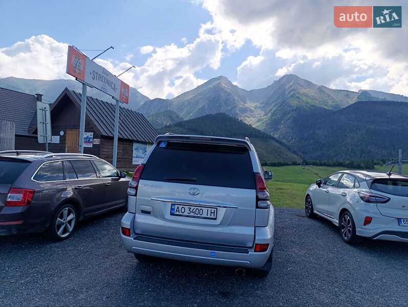 Позашляховик / Кросовер Toyota Land Cruiser Prado 2006 в Ужгороді