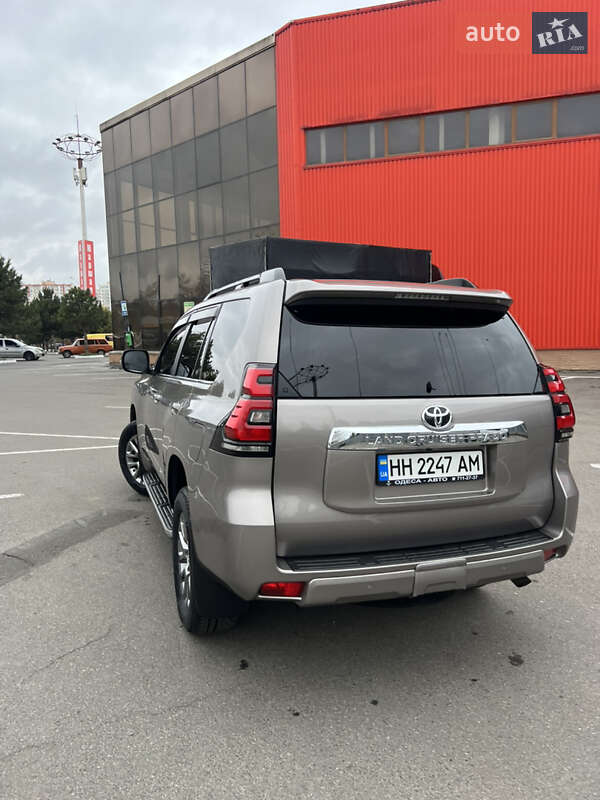 Позашляховик / Кросовер Toyota Land Cruiser Prado 2019 в Одесі