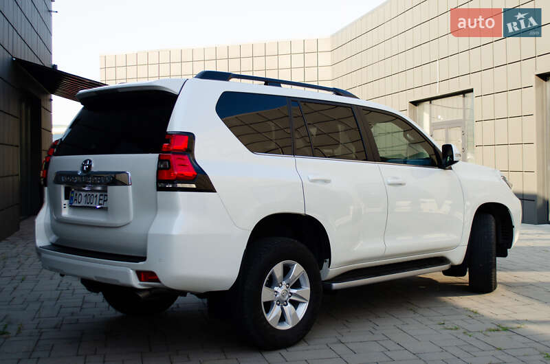 Позашляховик / Кросовер Toyota Land Cruiser Prado 2020 в Тячеві фото 11 Позашляховик / Кросовер Toyota Land Cruiser Prado 2020 в Тячеві