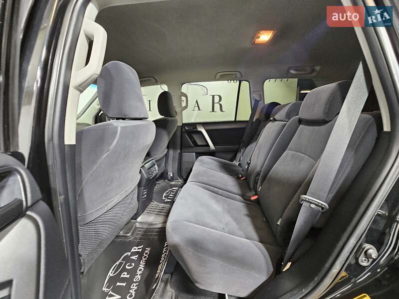 Позашляховик / Кросовер Toyota Land Cruiser Prado 2019 в Києві