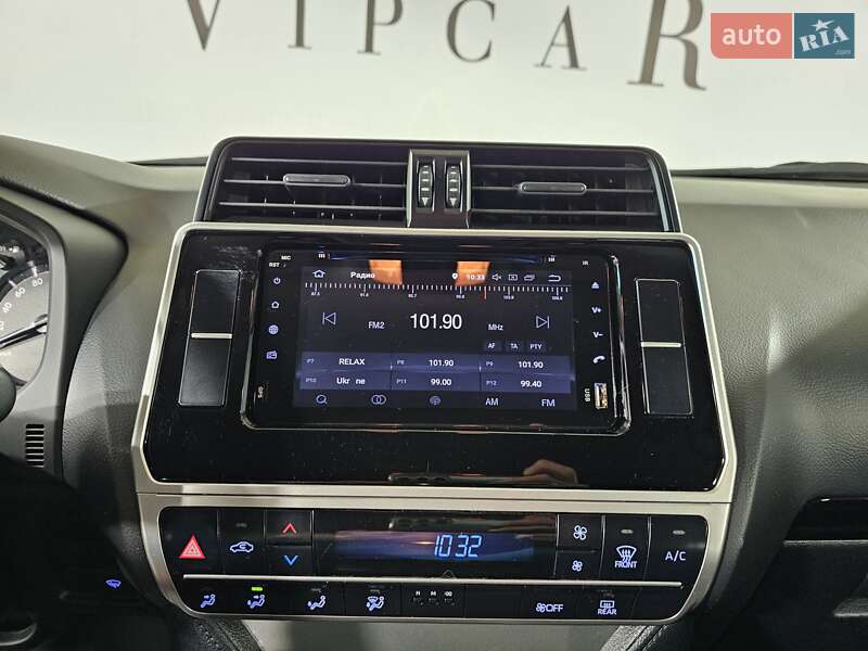 Позашляховик / Кросовер Toyota Land Cruiser Prado 2019 в Києві