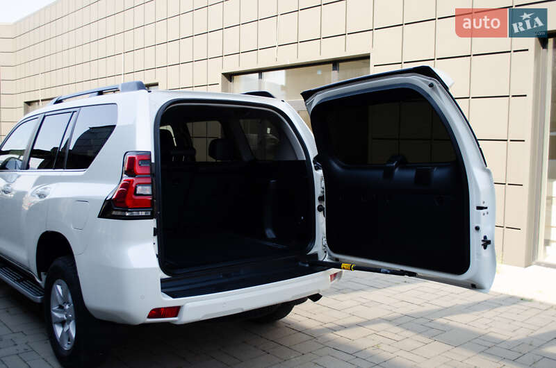 Позашляховик / Кросовер Toyota Land Cruiser Prado 2020 в Тячеві фото 62 Позашляховик / Кросовер Toyota Land Cruiser Prado 2020 в Тячеві