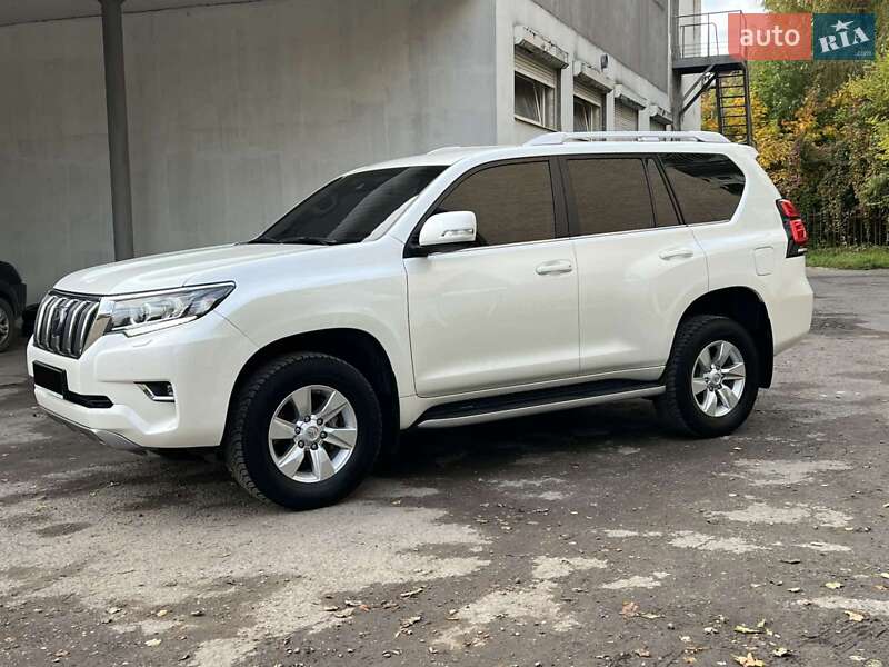 Внедорожник / Кроссовер Toyota Land Cruiser Prado 2019 в Тернополе