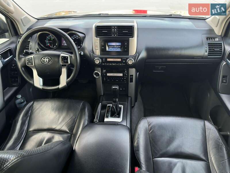 Внедорожник / Кроссовер Toyota Land Cruiser Prado 2011 в Киеве фото 22 Внедорожник / Кроссовер Toyota Land Cruiser Prado 2011 в Киеве