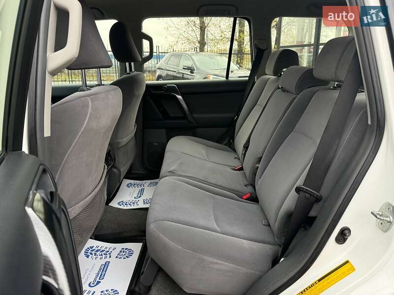 Внедорожник / Кроссовер Toyota Land Cruiser Prado 2012 в Киеве фото 15 Внедорожник / Кроссовер Toyota Land Cruiser Prado 2012 в Киеве