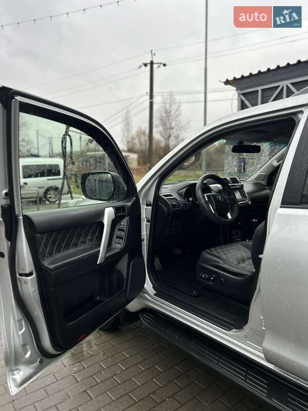 Внедорожник / Кроссовер Toyota Land Cruiser Prado 2014 в Тячеве фото 6 Внедорожник / Кроссовер Toyota Land Cruiser Prado 2014 в Тячеве
