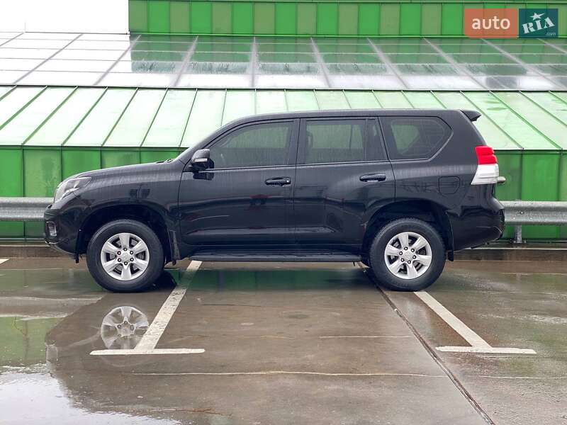 Внедорожник / Кроссовер Toyota Land Cruiser Prado 2010 в Киеве фото 4 Внедорожник / Кроссовер Toyota Land Cruiser Prado 2010 в Киеве