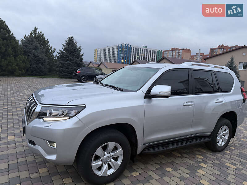 Внедорожник / Кроссовер Toyota Land Cruiser Prado 2021 в Днепре
