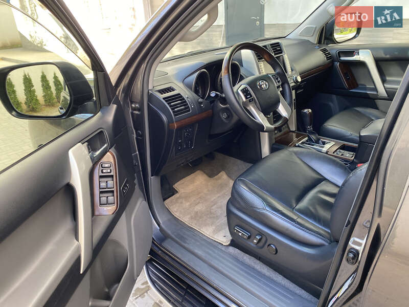 Позашляховик / Кросовер Toyota Land Cruiser Prado 2010 в Одесі фото 11 Позашляховик / Кросовер Toyota Land Cruiser Prado 2010 в Одесі