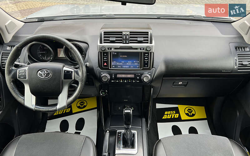 Внедорожник / Кроссовер Toyota Land Cruiser Prado 2013 в Львове