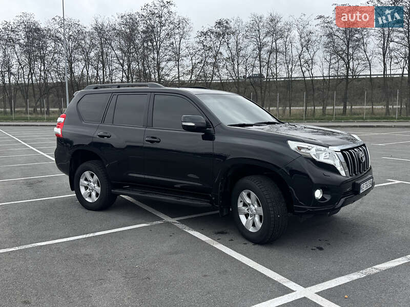 Внедорожник / Кроссовер Toyota Land Cruiser Prado 2017 в Днепре