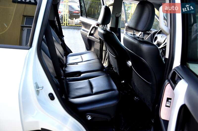 Внедорожник / Кроссовер Toyota Land Cruiser Prado 2016 в Львове фото 28 Внедорожник / Кроссовер Toyota Land Cruiser Prado 2016 в Львове