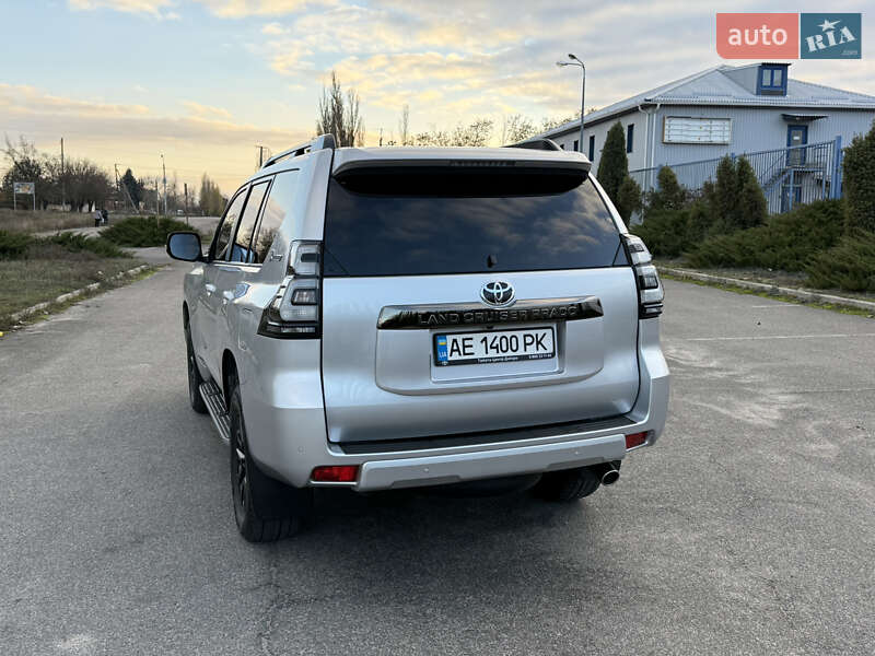 Внедорожник / Кроссовер Toyota Land Cruiser Prado 2021 в Новомосковске