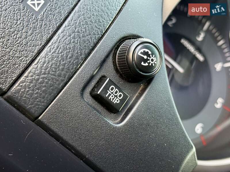 Внедорожник / Кроссовер Toyota Land Cruiser Prado 2013 в Киеве фото 45 Внедорожник / Кроссовер Toyota Land Cruiser Prado 2013 в Киеве