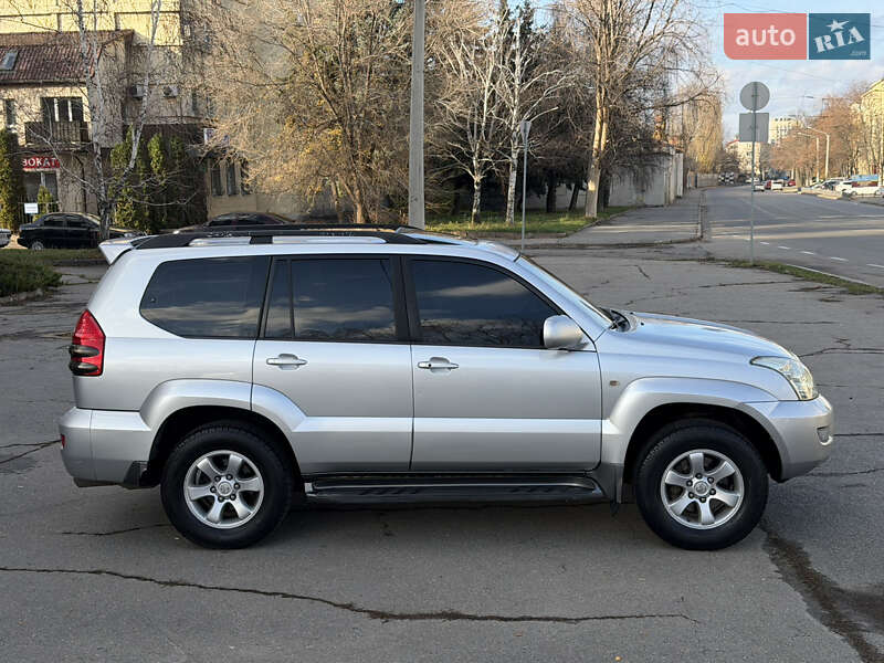Внедорожник / Кроссовер Toyota Land Cruiser Prado 2007 в Харькове