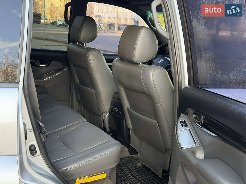 Внедорожник / Кроссовер Toyota Land Cruiser Prado 2007 в Харькове