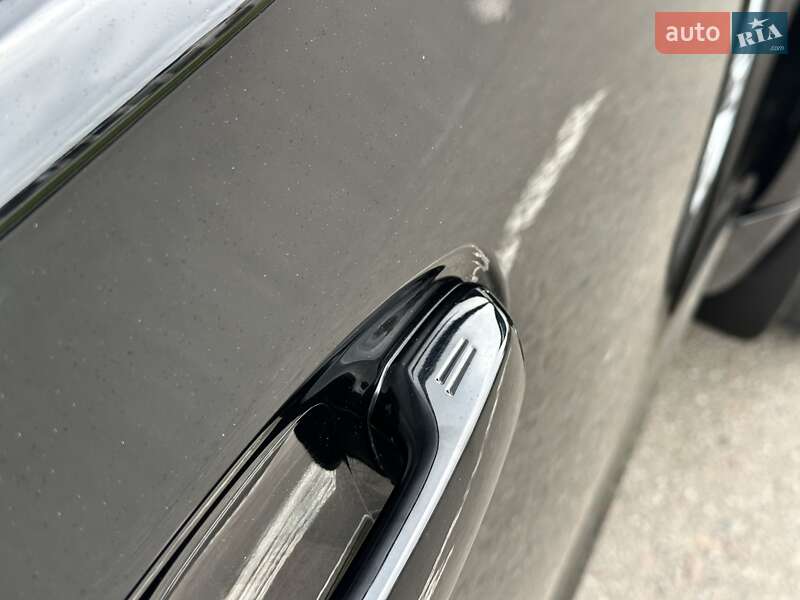 Внедорожник / Кроссовер Toyota Land Cruiser Prado 2019 в Киеве фото 23 Внедорожник / Кроссовер Toyota Land Cruiser Prado 2019 в Киеве