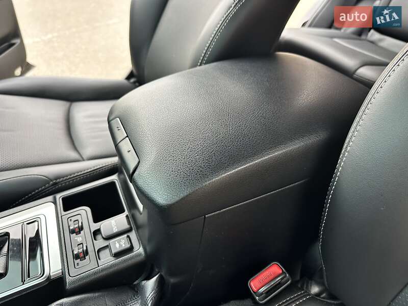 Внедорожник / Кроссовер Toyota Land Cruiser Prado 2019 в Киеве фото 47 Внедорожник / Кроссовер Toyota Land Cruiser Prado 2019 в Киеве