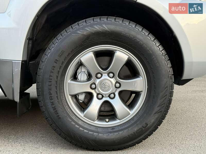Внедорожник / Кроссовер Toyota Land Cruiser Prado 2008 в Киеве фото 44 Внедорожник / Кроссовер Toyota Land Cruiser Prado 2008 в Киеве