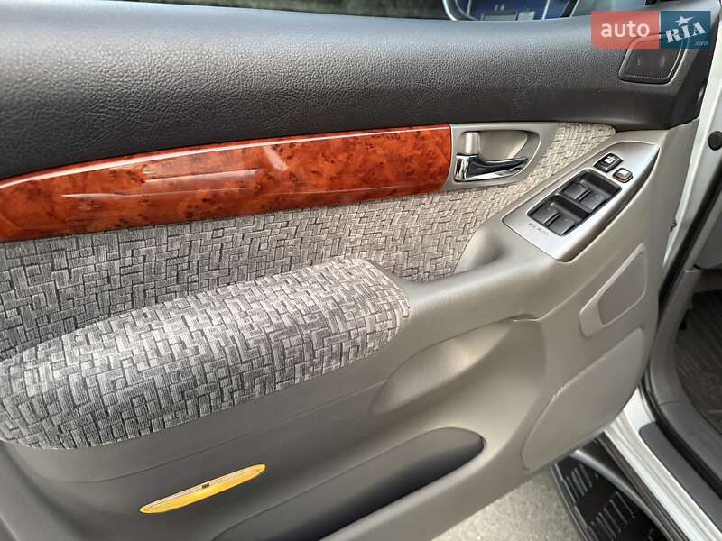 Внедорожник / Кроссовер Toyota Land Cruiser Prado 2008 в Киеве фото 71 Внедорожник / Кроссовер Toyota Land Cruiser Prado 2008 в Киеве