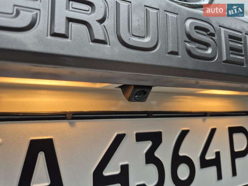 Внедорожник / Кроссовер Toyota Land Cruiser Prado 2018 в Киеве фото 16 Внедорожник / Кроссовер Toyota Land Cruiser Prado 2018 в Киеве