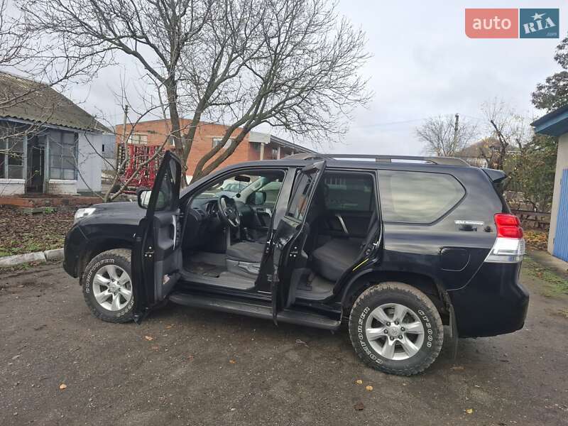 Внедорожник / Кроссовер Toyota Land Cruiser Prado 2012 в Драбове фото 5 Внедорожник / Кроссовер Toyota Land Cruiser Prado 2012 в Драбове