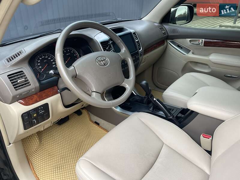 Внедорожник / Кроссовер Toyota Land Cruiser Prado 2007 в Николаеве