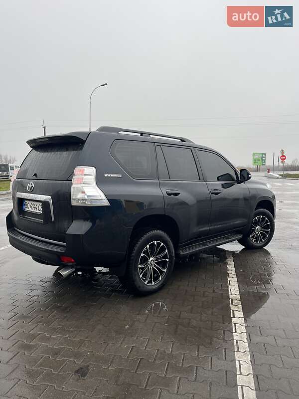 Внедорожник / Кроссовер Toyota Land Cruiser Prado 2010 в Тернополе фото 12 Внедорожник / Кроссовер Toyota Land Cruiser Prado 2010 в Тернополе