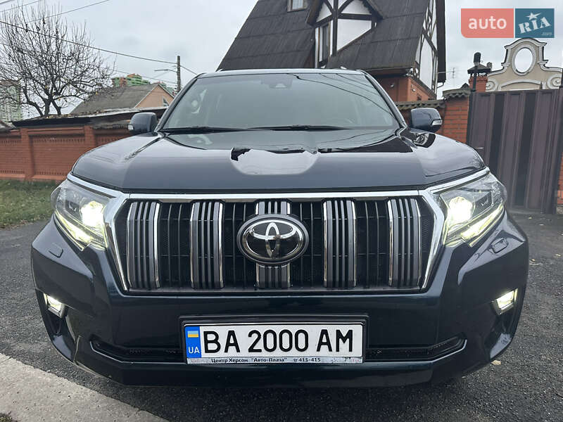Toyota Land Cruiser Prado 2019