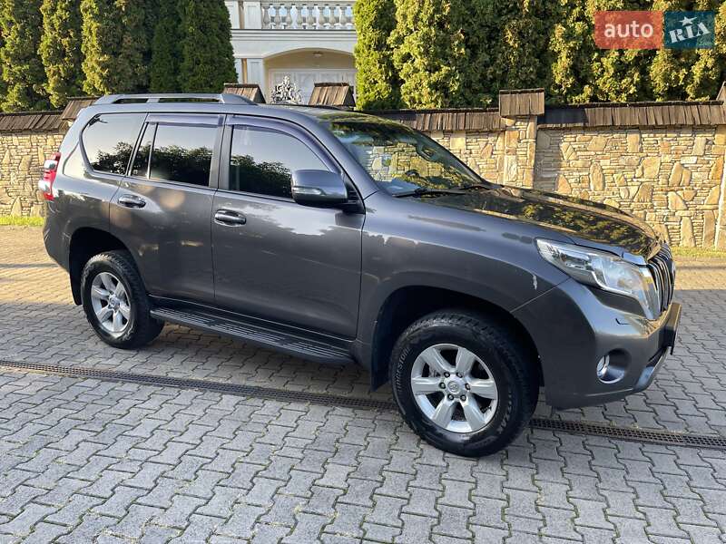 Внедорожник / Кроссовер Toyota Land Cruiser Prado 2013 в Ивано-Франковске