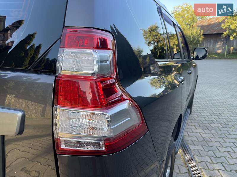 Внедорожник / Кроссовер Toyota Land Cruiser Prado 2013 в Ивано-Франковске