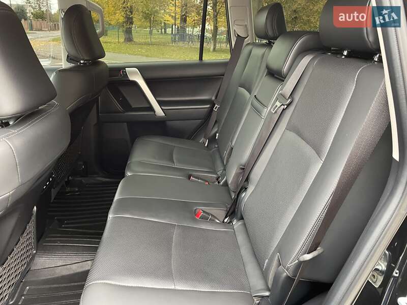 Внедорожник / Кроссовер Toyota Land Cruiser Prado 2019 в Виннице фото 36 Внедорожник / Кроссовер Toyota Land Cruiser Prado 2019 в Виннице