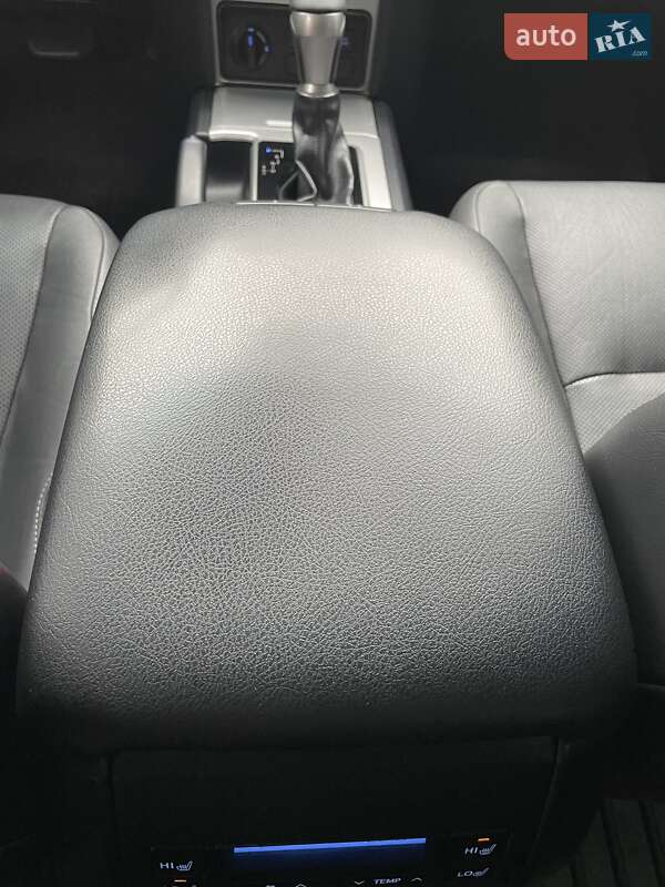 Внедорожник / Кроссовер Toyota Land Cruiser Prado 2019 в Виннице фото 39 Внедорожник / Кроссовер Toyota Land Cruiser Prado 2019 в Виннице