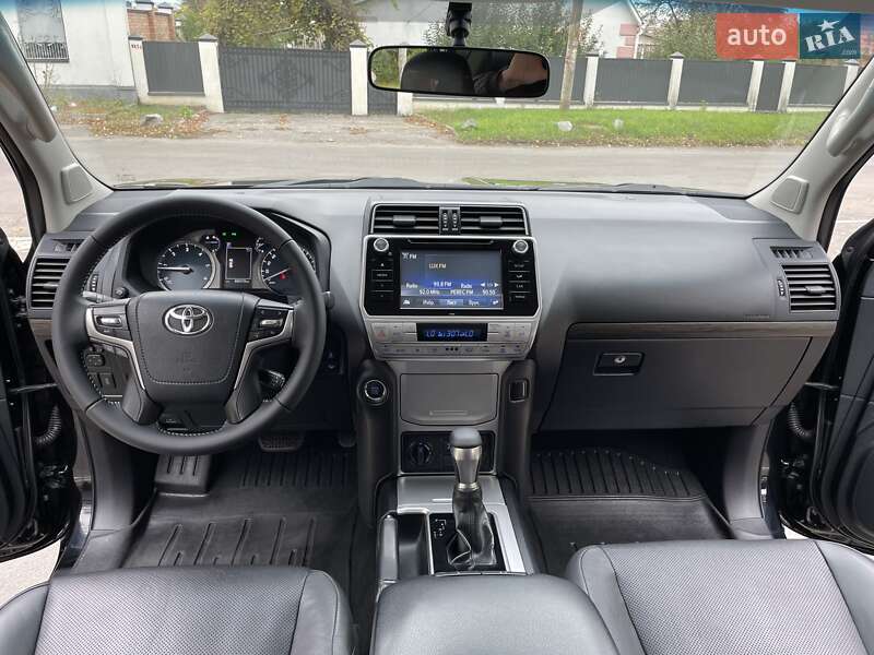 Внедорожник / Кроссовер Toyota Land Cruiser Prado 2019 в Виннице фото 58 Внедорожник / Кроссовер Toyota Land Cruiser Prado 2019 в Виннице