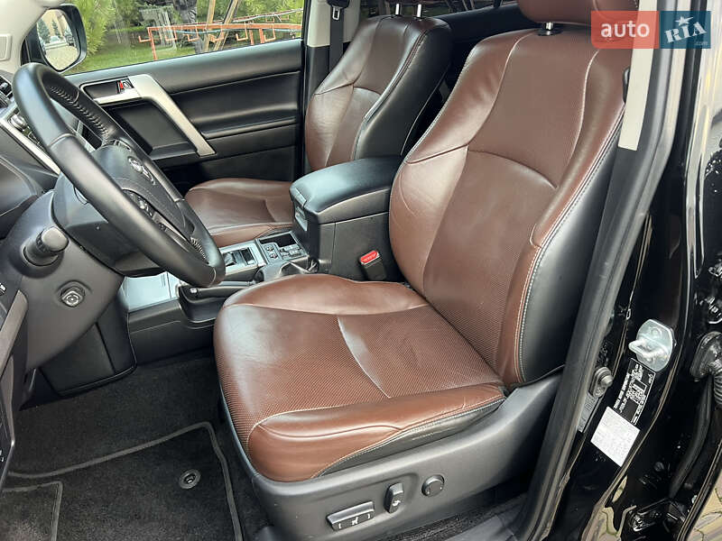 Внедорожник / Кроссовер Toyota Land Cruiser Prado 2020 в Днепре фото 8 Внедорожник / Кроссовер Toyota Land Cruiser Prado 2020 в Днепре