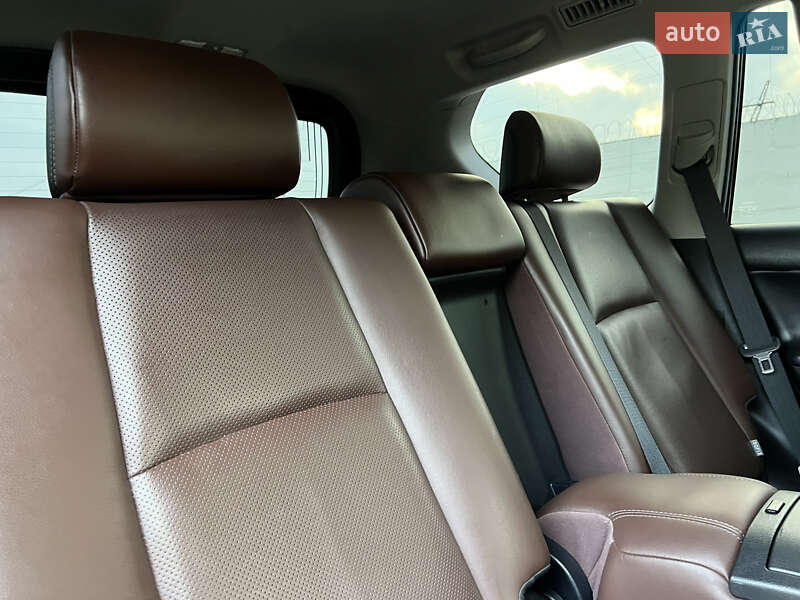 Внедорожник / Кроссовер Toyota Land Cruiser Prado 2020 в Днепре фото 30 Внедорожник / Кроссовер Toyota Land Cruiser Prado 2020 в Днепре