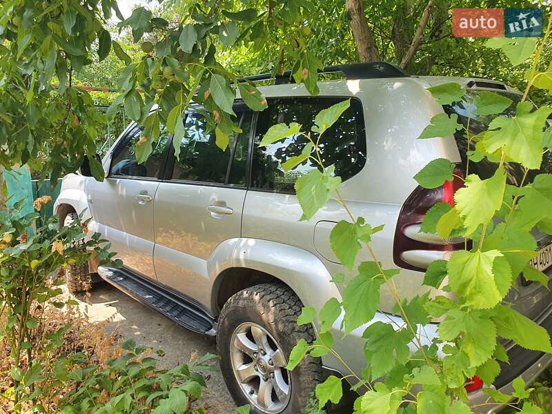 Позашляховик / Кросовер Toyota Land Cruiser Prado 2003 в Одесі