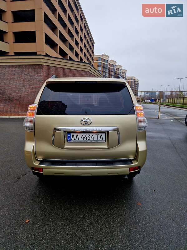 Внедорожник / Кроссовер Toyota Land Cruiser Prado 2012 в Киеве фото 5 Внедорожник / Кроссовер Toyota Land Cruiser Prado 2012 в Киеве