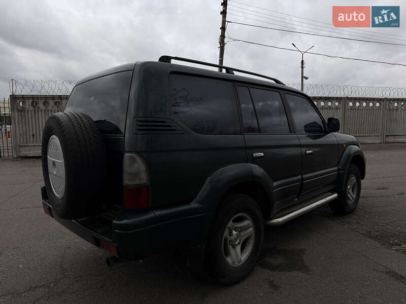 Внедорожник / Кроссовер Toyota Land Cruiser Prado 2000 в Киеве