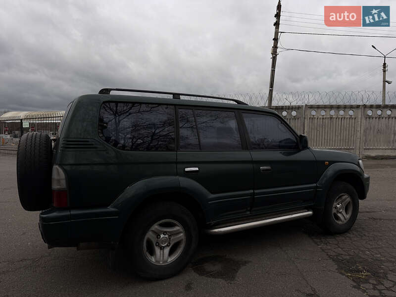 Внедорожник / Кроссовер Toyota Land Cruiser Prado 2000 в Киеве
