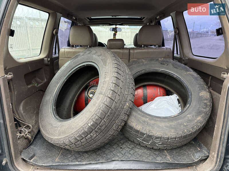 Внедорожник / Кроссовер Toyota Land Cruiser Prado 2000 в Киеве