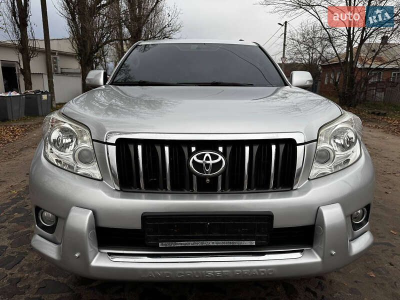 Внедорожник / Кроссовер Toyota Land Cruiser Prado 2010 в Ахтырке